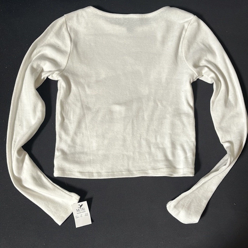 Lost in the š„ NWT Art Class Girls Long Sleeved 100% Cotton Tee - Picture 2 of 4